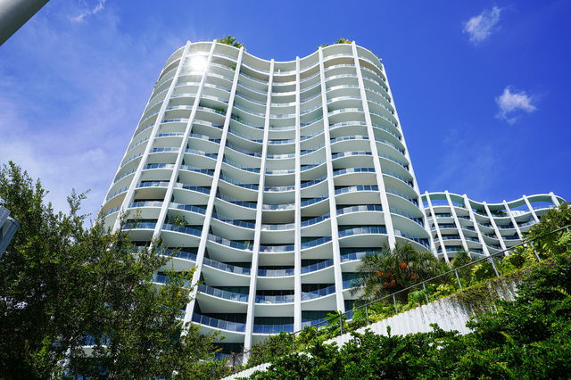 One Park Grove  photo 3